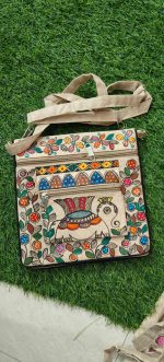 Fine Cross Bag with Authentic Madhubani Painting for Women, Casual, Travel, Beach and Party, Tredy Stylish Handmade stylish Cross bag  Handicraft Mini bag - Image 9